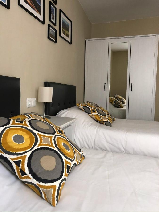 Apartamento Acogedor Y Familiar - Wifi+Chromecast Puigcerdà Esterno foto